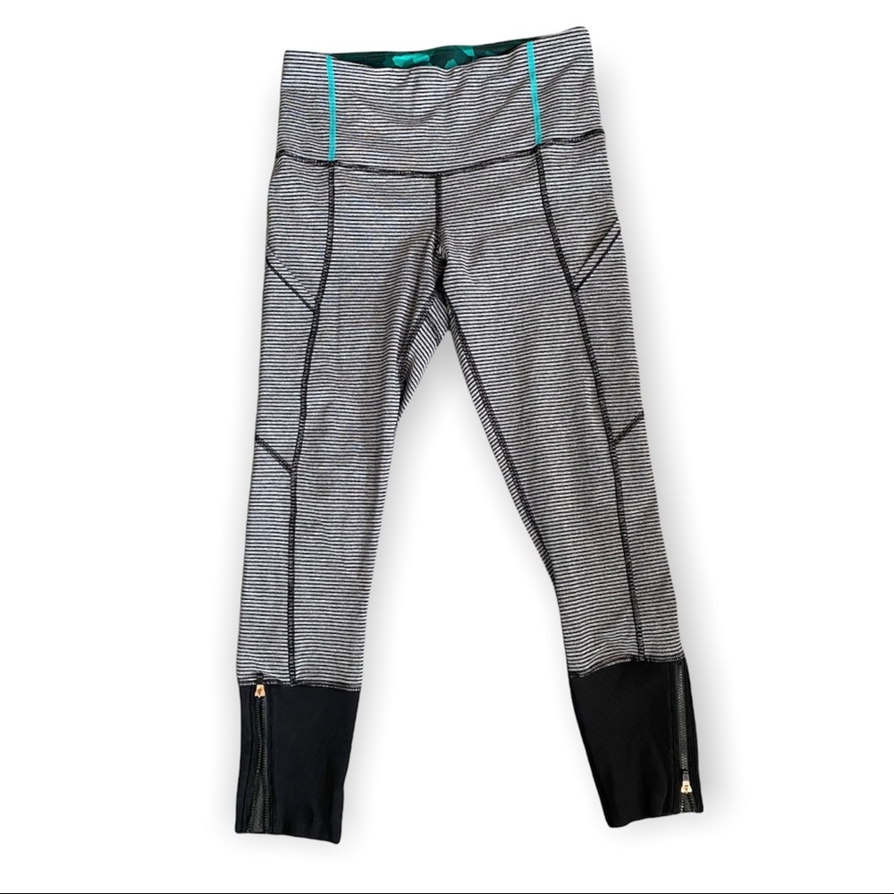Lululemon Wunder Under Striped Cropped Legging Sz 4 Back Zipper